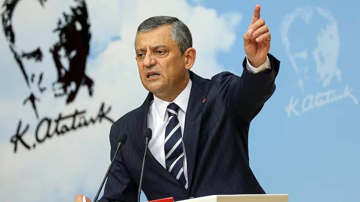 CHP Lideri Özgür Özel'den Cumhurbaşkanı Erdoğan'a Sert Uyarı